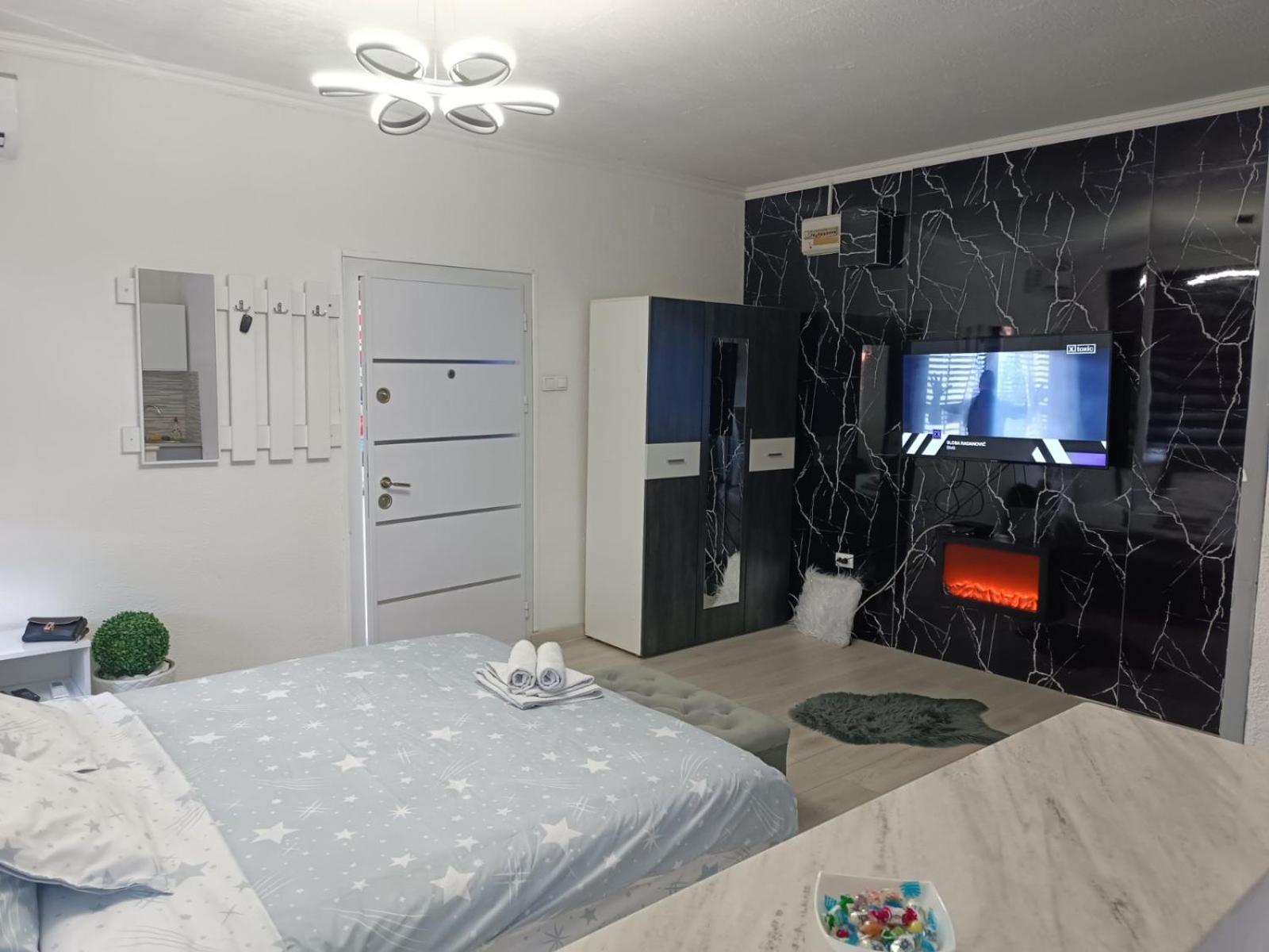 Apartman U Centru Šid Eksteriør bilde